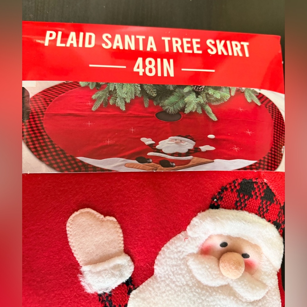 NWT Red Plaid Santa Tree Skirt 48in